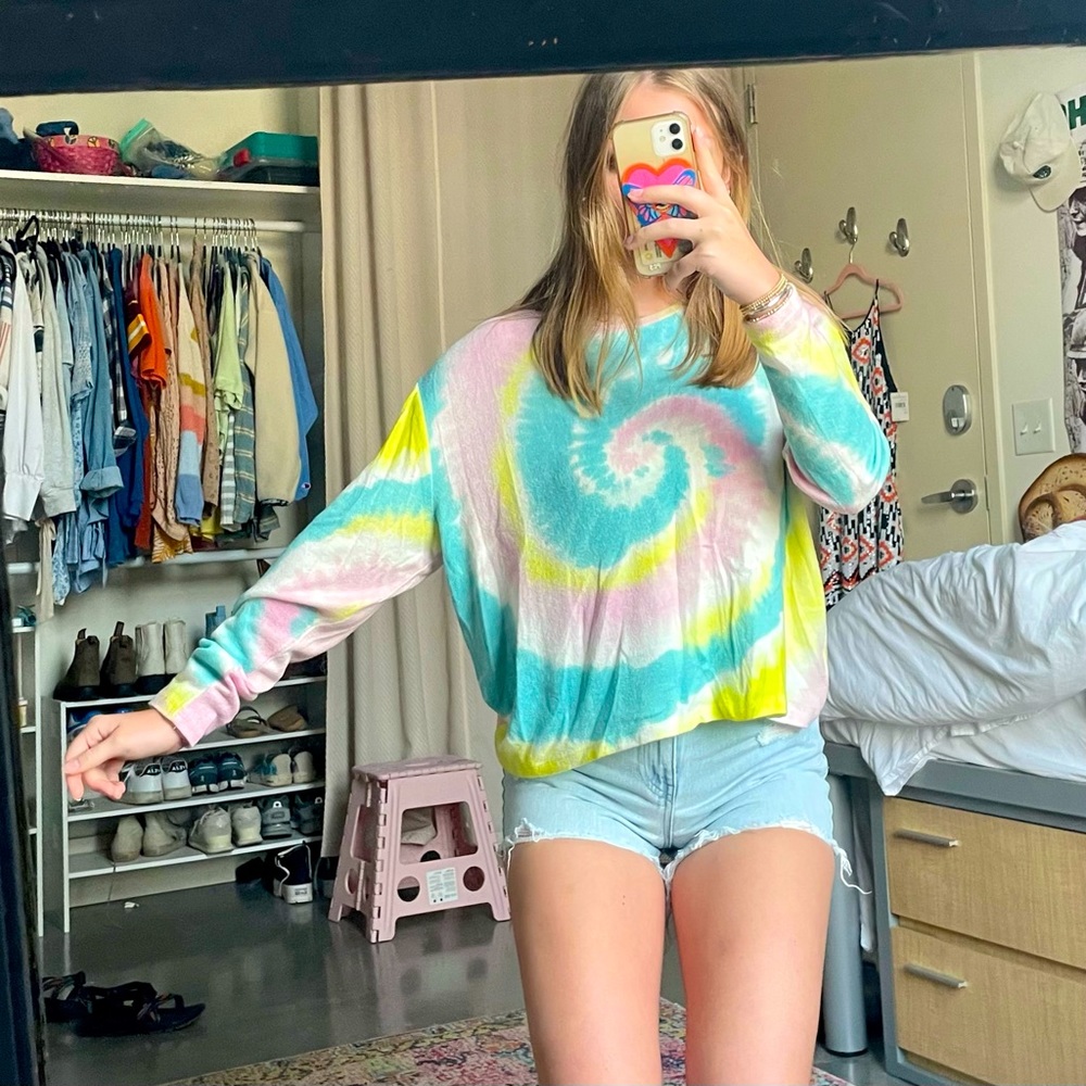Tie Dye Pastel Sweater Top!! So cute and cozy, slouchy fit.
